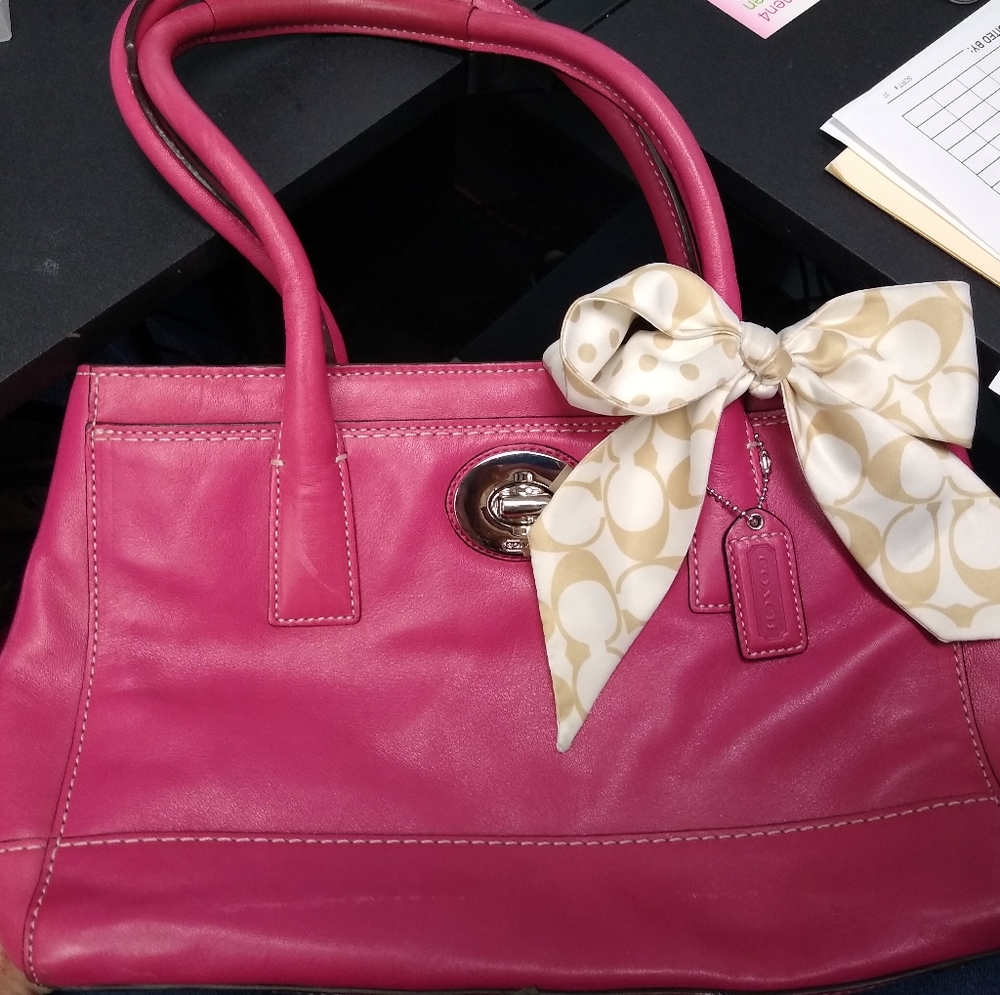 Coach Pink Leather Hampton Handbag w/Signature Sca